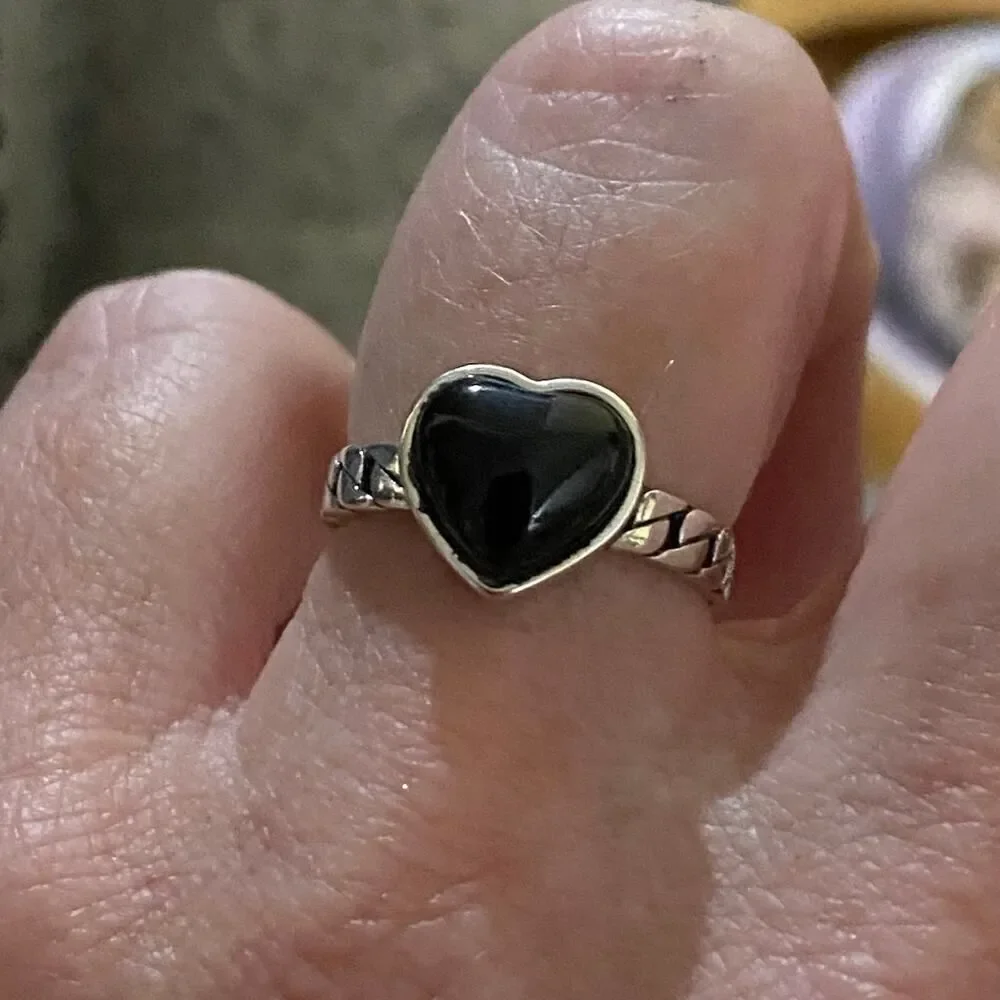 925 Sterling Silver Black Agate Heart Ring